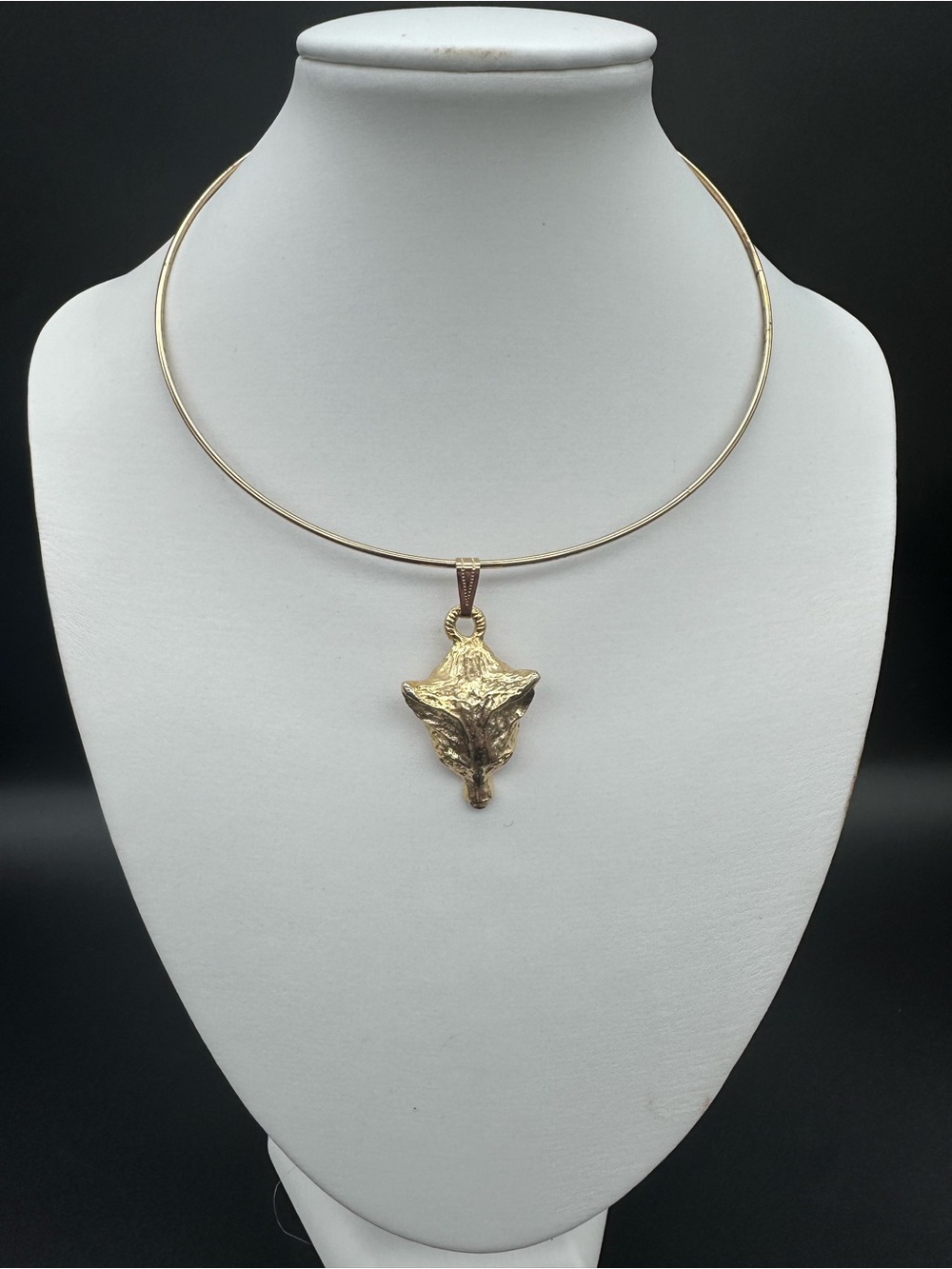 Vintage Mimi di N 1974 Fox Pendant Wire Choker Necklace Signed